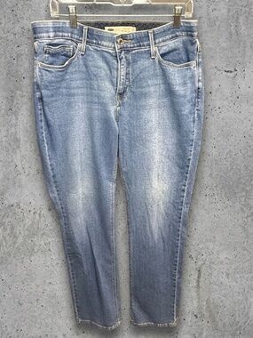 Levi’s 525 Perfect Waist Straight Leg Jeans Women Size 12 Mid Rise Light Wash